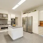 Fairview Vila